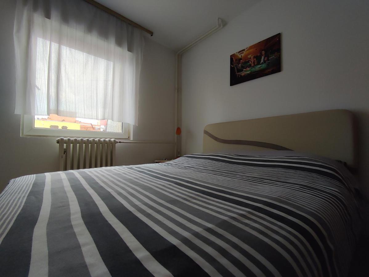 Woody Apartamento Novi Sad Exterior foto